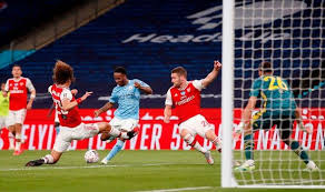 He fires a cross up to the back post and aubameyang, who has slipped away from walker. Arsenal News Robin Van Persie Singles Out One Player For Praise After Man City Fa Cup Win Football Sport Express Co Uk