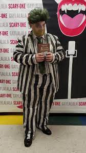 Beetlejuice broadway musical reference video: Self Hi I Ll Be Your Guide I Ll Be Your G U I D E To The Other Side Cosplay