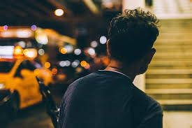 The Best Focal Length For Street Photography Pixinfocus Street Photography Film Photography Tips Street Photography Paris