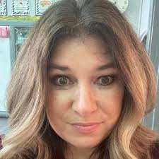 Shannon Wampler (@smorey88)