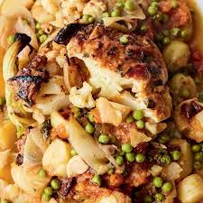 Jamie oliver's lasagne was sneller op dan de tijd die nodig was om het gerecht op tafel te zetten. Jamie Oliver Roast Cauliflower Stew Meat Free Meals Channel 4 Cauliflower Channel Jami Rezepte Mit Blumenkohl Veganer Eintopf Rezepte