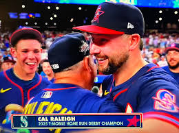 The last two papal conclaves took place in the years 2005 and 2013. To  every 12th Man out there, those years are instantly recognizable: they are  the years the Seahawks had their