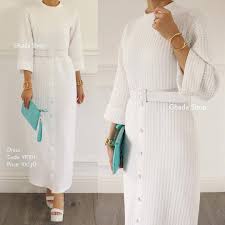 فستان ربيعي أنيق بخامة عالية الجودة و قصة بسيطة راقية و بكمية محدودة من تصميم غادة عثمان م Muslim Fashion Outfits Fashion Clothes Women Muslim Fashion Dress