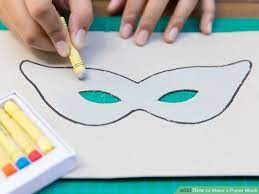 When the tissue has been folded to a strip, fold and make a crease on the tissue from any one corner. How To Make A Naturelly Brilliant Paper Eye Mask Naturelly Juicy Jelly