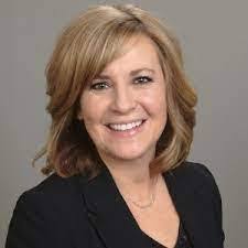 Lynette Shepard's Instagram, Twitter & Facebook