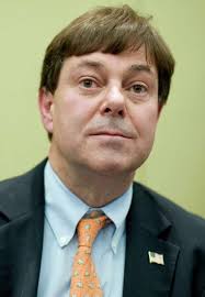 Tea party members call out Roraback