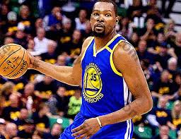 I have recently learned kd size is actually 6'11 or more, as opposed to the sometimes reported 6'9. Kevin Durant Vermogenswert Vermogenswert Haus Autos Privatjet Einkommensquelle Gehalt Einkommen Lebensstil Ausgaben Befurwortung Wohltatigkeit Geldstrafen Personliches Leben Biografie Juni 2021