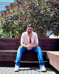 Munish Bhardwaj (@suitsnsuave) • Instagram photos and videos