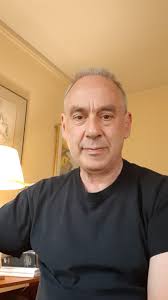 Amazon.com: John Hurst: books, biography, latest update