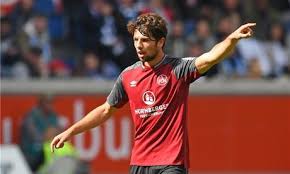 Wie gut sie nach einer impfung geschützt sind. Fcn Lukas Muhl Zeigt Es Den Zweiflern 1 Fc Nurnberg Nachrichten Mittelbayerische