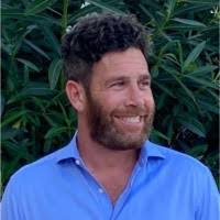 100+ perfiles de «Berman»