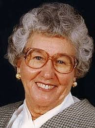 Kaye Ross's Instagram, Twitter & Facebook