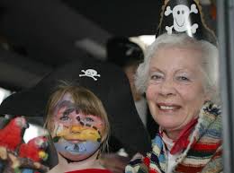 Swanage Carnival 2005 oceanic parade 2005 remembered