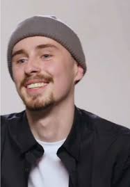 Benson Aksoy First Dates Vox