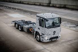 The federal and state governments both have a hand in overseeing the rules and regulations that truck drivers and the businesses they work for need to abide by. Electric Autonomous Trucks Are The Future Of Shipping Thrillist