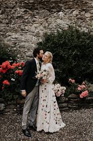 Isabel And Alastair S Gorgeous North Wales Tipi Wedding With A Sarah Pinkster Gown By Jen Marino Boho Wedding Blog Colored Wedding Dresses Tipi Wedding Gorgeous Wedding Dress