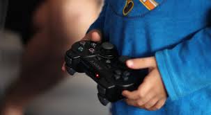 Imagenes sobre un niño jugando con los videojuegos / teleadsi. 5 Cosas Que Los Ninos Aprenden Jugando A Videojuegos