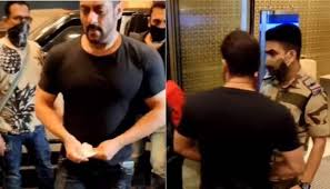 A sequel to ek tha tiger and tiger zinda hai, the film is being directed by maneesh sharma. Blimrgypwkb3um