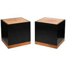 Most referral fees are between 8% and 15%. Epoxy Resin Tables 120 For Sale At 1stdibs