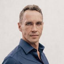 Ryan Tade's Instagram, Twitter & Facebook