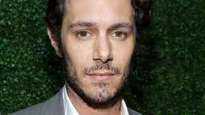 Style has nothing to do with size, but with greatness. Adam Brody Warum Hollywood Ihn Nicht Mehr Besetzt News24viral