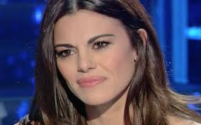 Tutti gli ospiti, nelle dirette di pronto detto fatto (trasmesse su instagram). Bianca Guaccero Confessione Inaspettata E Una Parrucca