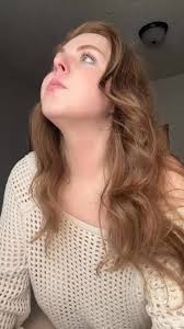 the summer bops are boppin’ 😎 Sabrina Carpenter