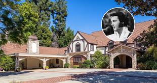 Elvis Presley's Former Los Angeles Home Sells for Nearly $30 Million -  Mansion Global