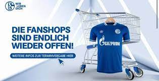 Unterstütze die königsblauen in den schalke 04 trikots, shorts, socken, stutzen und bekleidung. Fc Schalke 04 Fanshop Ge City Gelsenkirchen Germany Facebook