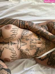 View Tiuhmariuh's hottest nude OnlyFans photos