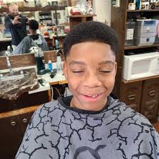 Brian Hickey (@mrclean_genesbarbershop1975) • Instagram-foto's en -video's