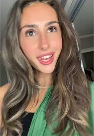 Samantha Roque's Instagram, Twitter & Facebook