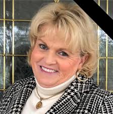 Starleana young is back