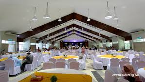 Sesuai untuk majlis keramaian seperti majlis perkahwinan, seminar, dan dewan berhawa dingin beserta pentas. Dewan 02 Kiz Residence Student Premier Housing