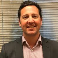 Dale Bleakney's Instagram, Twitter & Facebook