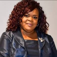 Sheryl Foster's Instagram, Twitter & Facebook