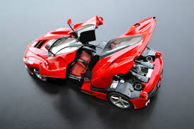 It was the primary competitor of matchbox until 1997, when mattel bought tyco toys, former owner of matchbox. Review Hot Wheels Elite Ferrari Laferrari Diecastsociety Com