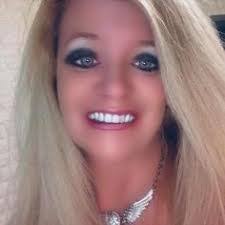 Mindy Lanier's Instagram, Twitter & Facebook