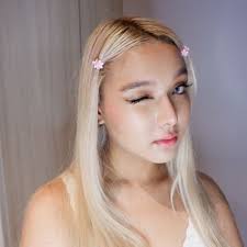 Ana Rose Rojo (@anaroserojo)