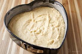Kuchen in herzform eignet sich dafür besonders gut. Zitronenkuchen Mit Viel Herz Elle Republic