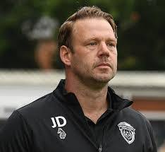 Stuart Eason's Instagram, Twitter & Facebook