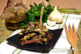Ti voglio proporre una ricetta difficilissima, che dà problemi. Funghi Pleurotus Alla Piastra In Cucina Con Zia Ralu