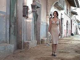 Leftie as maria de la luz. Gabriela Canudas