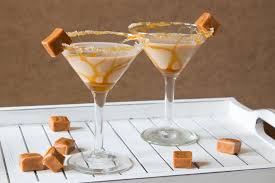 Salted Caramel Martini One thing that annoys me about recipes, espesh things like caramel, is that you can never see what the heck it's meant to look like whilst you make it.