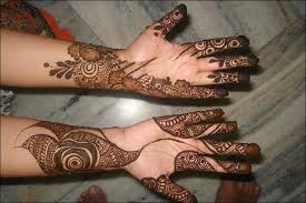 You can also do a patch test before applying it on your skin. 41 Dubai Mehndi Designs That Will Leave You Captivated