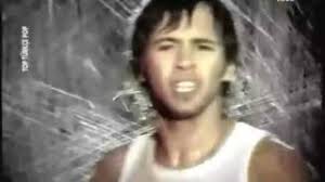 Çilek şarkısıyla milyonların diline pelesenk olan berksan'ın biyografisi merak ediliyor. Berksan Cilek Tersten Youtube