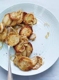 Pommes De Terre A La Lyonnaise Ricardo Recipe Lyonnaise Potatoes Recipes Gluten Free Sides Dishes