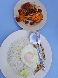 Dibuka seawal jam 6 pagi, kelebihan utama lokasi sarapan yang murah bukan mudah untuk dicari, namun tidak mustahil juga. 5 Tempat Sarapan Pagi Best Di Kota Bharu