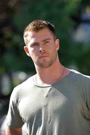 Men S Hairstyles 2014 15 Top 6 Modern Short Hairstyles Hairstyles Modern Short Chris Hemsworth Hair Chris Hemsworth Hemsworth