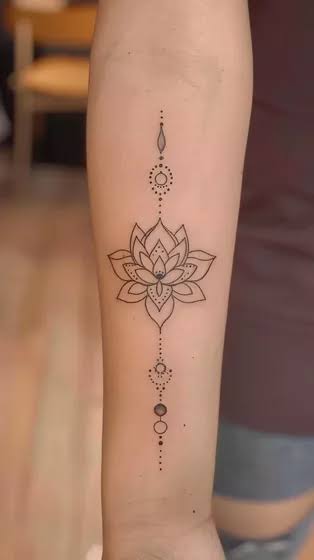 800+ Tattoo Ideas for Women: Feminine, Bold & Meaningful 2025